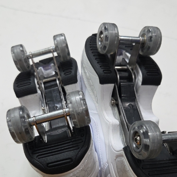 White Roller Skate Sneakers Sz3.5 New Without Tag Or Box - Picture 13 of 13